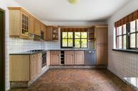 Historische woningfoto van Zuidbuurtseweg 1, Zoeterwoude uit 2019