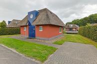 Historische woningfoto van De Bloemert 1-210, Midlaren uit 2023