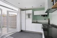 Foto van Virgostraat 4, Spijkenisse