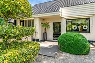 Historische woningfoto van Weverskade 84, Maassluis uit 2024