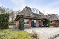 Historische woningfoto van De Bloemert 1-204, Midlaren uit 2021