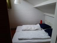 Historische woningfoto van De Bloemert 1-18, Midlaren uit 2022