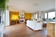 Historische woningfoto van Zuidbuurtseweg 2, Zoeterwoude uit 2022