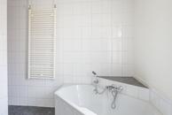 Historische woningfoto van De Bloemert 1-47, Midlaren uit 2023