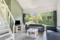Historische woningfoto van De Bloemert 1-31, Midlaren uit 2023